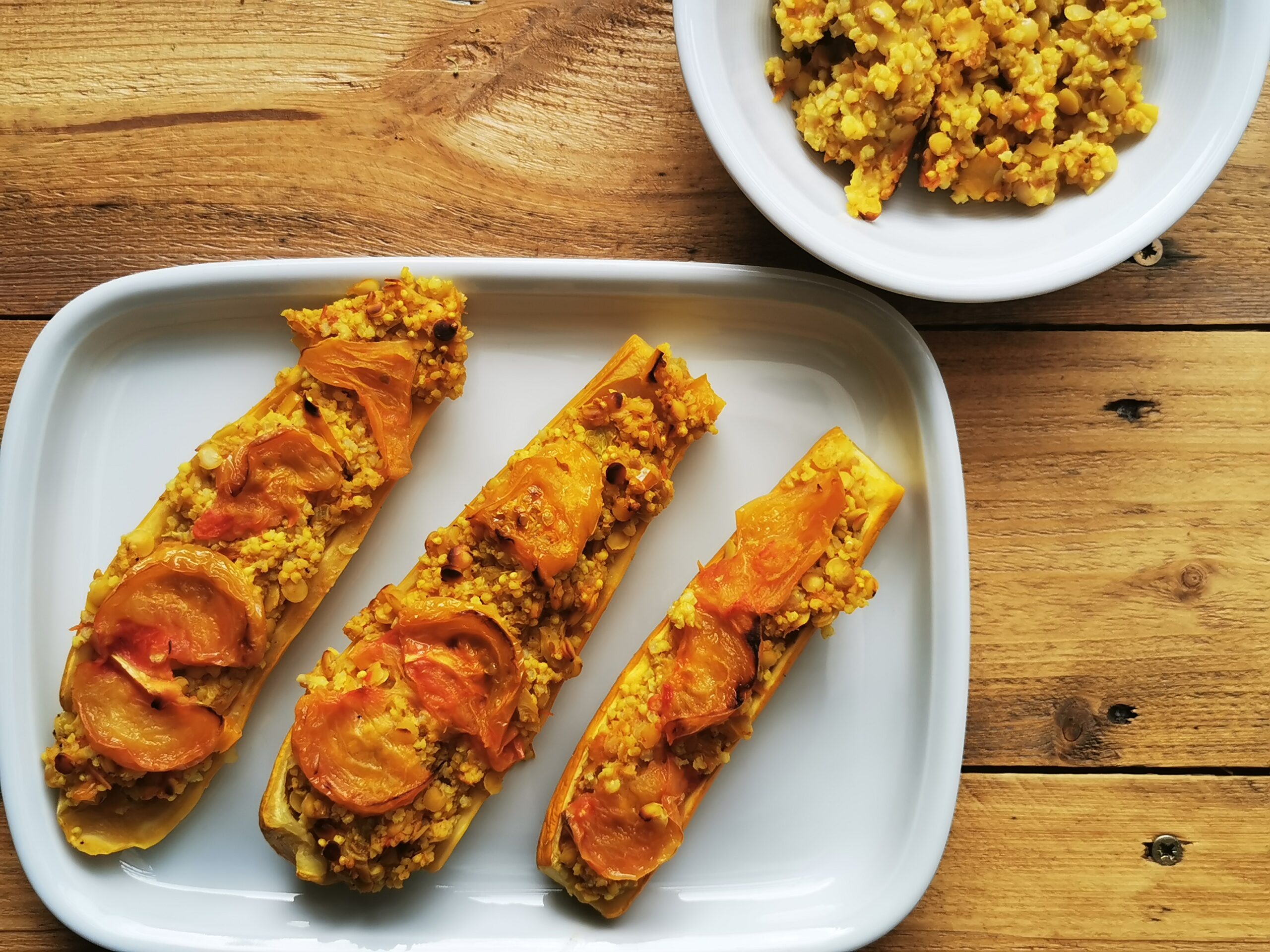Zucchini mit Hirsefüllung | veganydays.de