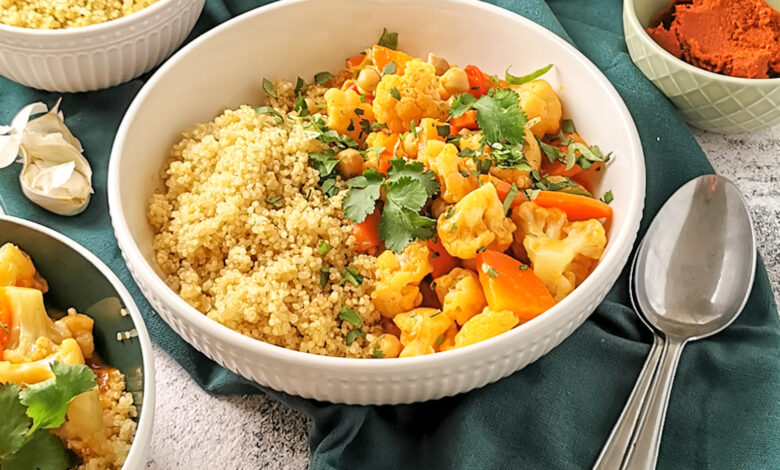 Blumenkohl-Curry mit Karotten und Kichererbsen