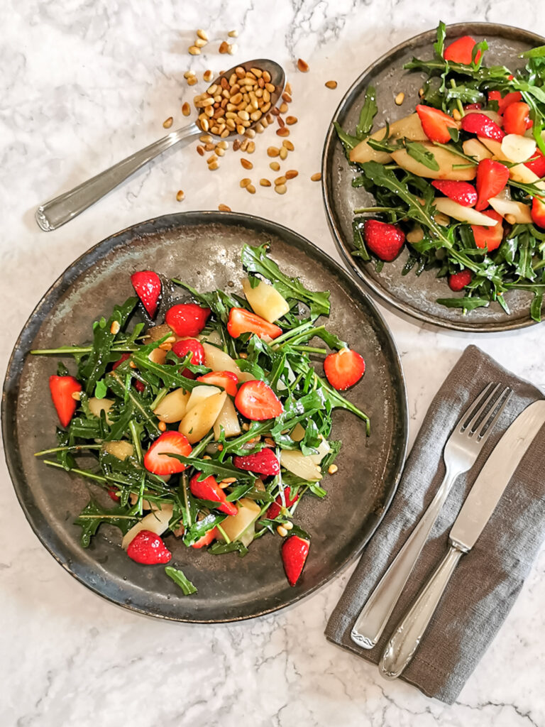 Spargel-Erdbeer-Salat